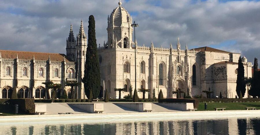 Lisbon: Belem Walking Tour with Jeronimos Monastery Ticket - Price and value: why $61 is more than a ticket number