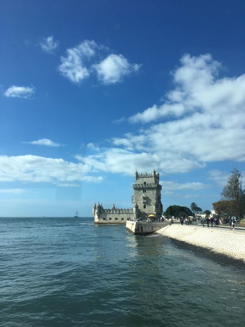 Lisbon: Belem Walking Tour with Jeronimos Monastery Ticket - Pace, small groups, and what to do with your time afterward
