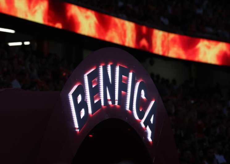 Lisbon: Benfica Museum Tour with Souvenir Scarf - Inside the SL Benfica Cosme Damião Museum, not just a photo stop