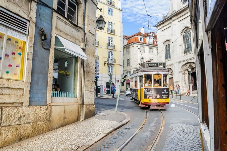 Lisbon: Best of City Private Walking Tour - Chiado stroll: cafés, bookstores, and the Pastel de Nata pause