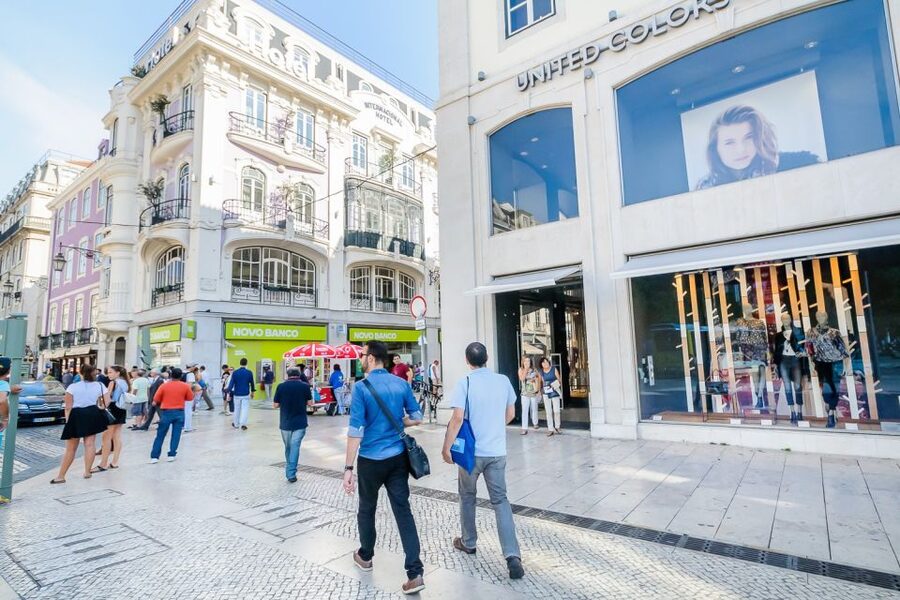 Lisbon: Best of City Private Walking Tour - Restoradores Square Obelisk: the 1640 Independence story in one glance