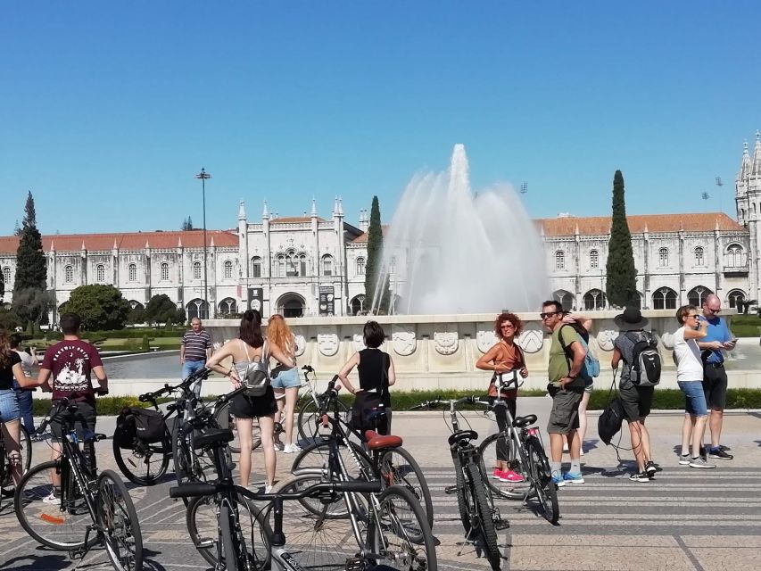 Lisbon: Bike Tour From City Center to Belem - The Tagus River route, where photos happen naturally