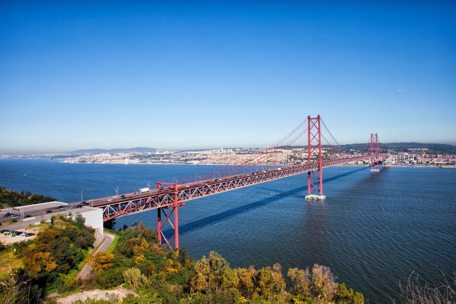Lisbon: Boat Tour Ticket and Hop-on Hop-off 48-Hour Bus. - Carris Trams and Museum Perks: How to Extend the Day Beyond the Bus