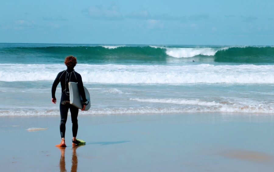 Lisbon Bodyboard Experience - Gear, wetsuits, and optional video feedback
