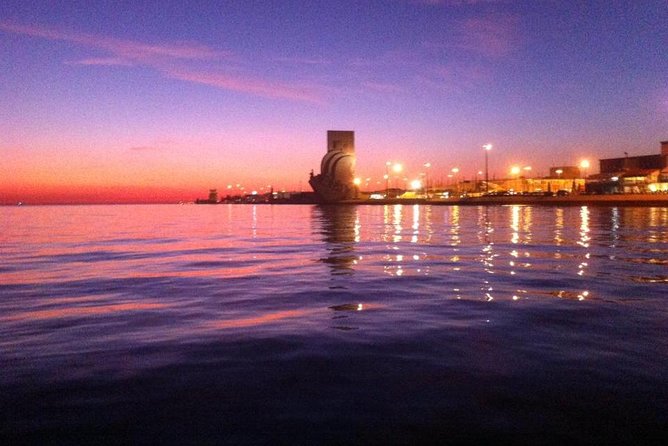 Lisbon by Night Sailing Tour with White or Rosé Wine & Light Snacks - Where you meet and what to expect on board