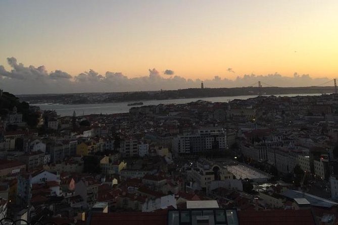 "Lisbon by Night" up to 6 people, private tour - Price and value: is $69.04 per person worth it?