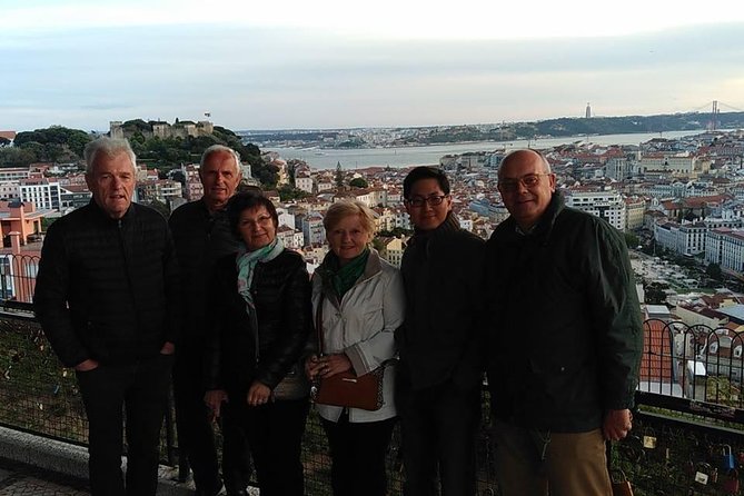 Lisbon By Night with Dinner and Fado Show Included - What Lisbon By Night With Dinner and Fado Gets Right