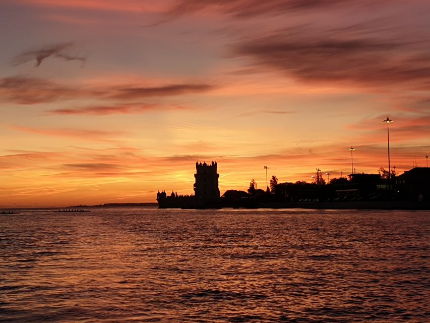 Lisbon: Champagne Sailing Tours - Jerónimos area pass and Belém Palace viewpoint: quick stops that help planning