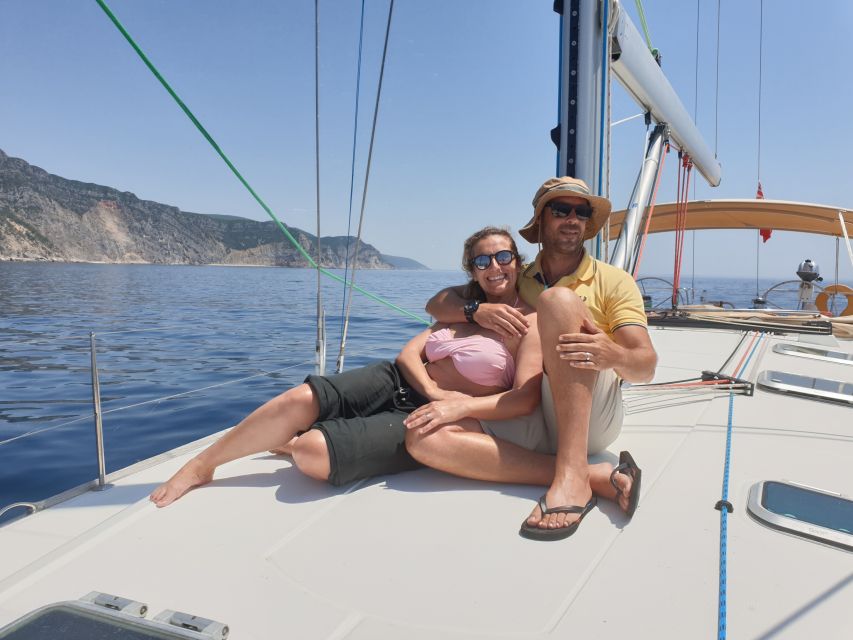 Lisbon: Champagne Sailing Tours - Alfama photo stop and Christ the King pass: Lisbon’s hills from the water