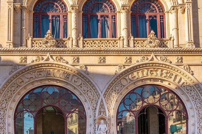 Lisbon (Chiado-Baixa) Scavenger Hunt and Sights Self-Guided Tour - Best For: Families, Pairs, and Anyone Who Loves Learning by Looking