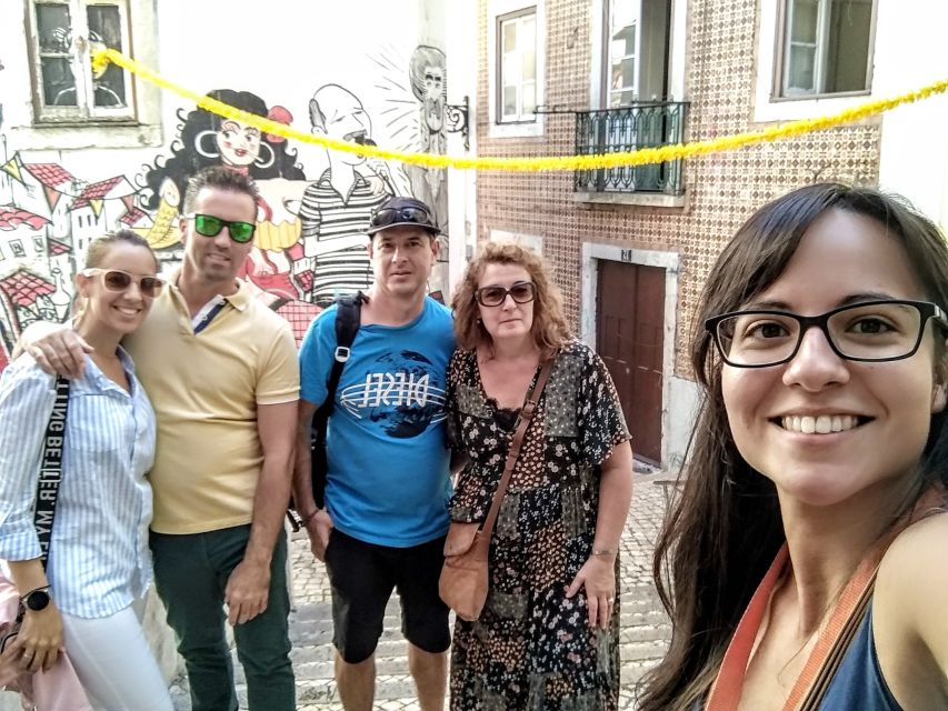 Lisbon: City Sightseeing Private Tour with Guide - Largo do Carmo to Santa Justa: churches, the National Guard Museum, and lift views