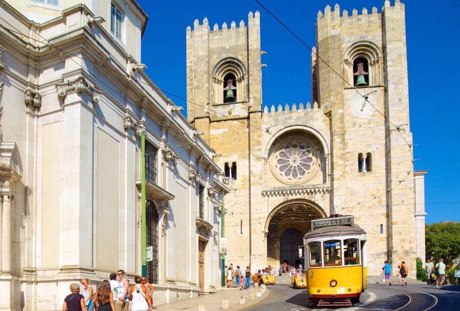Lisbon: City Tour Alfama, New Town and Belém - Belém: Jerónimos Monastery and Lisbon’s Seafaring Chapter