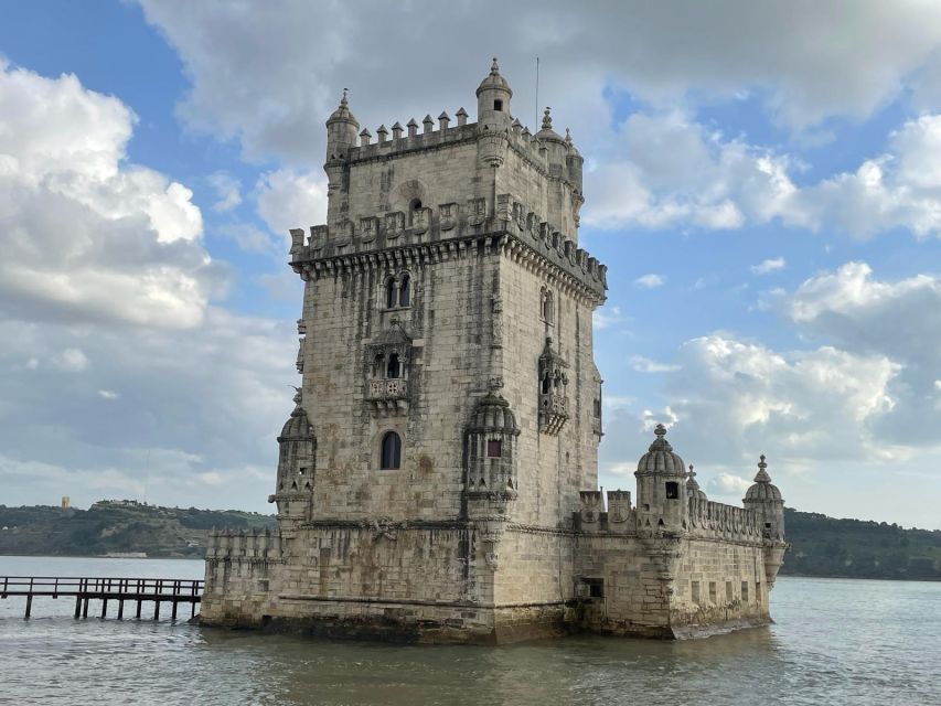 Lisbon: City Tour Alfama, New Town and Belém - Chiado, Largo do Carmo, and Santa Justa Lift for Street Life Plus Big City Views