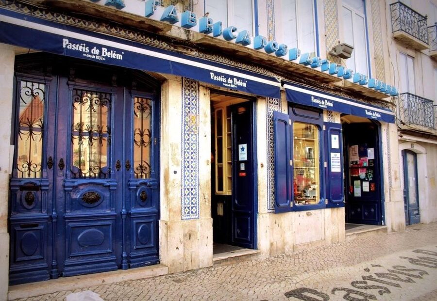 Lisbon: City Tour Alfama, New Town and Belém - Mercado da Ribeira for a Taste of Lisbon Between Big Sights