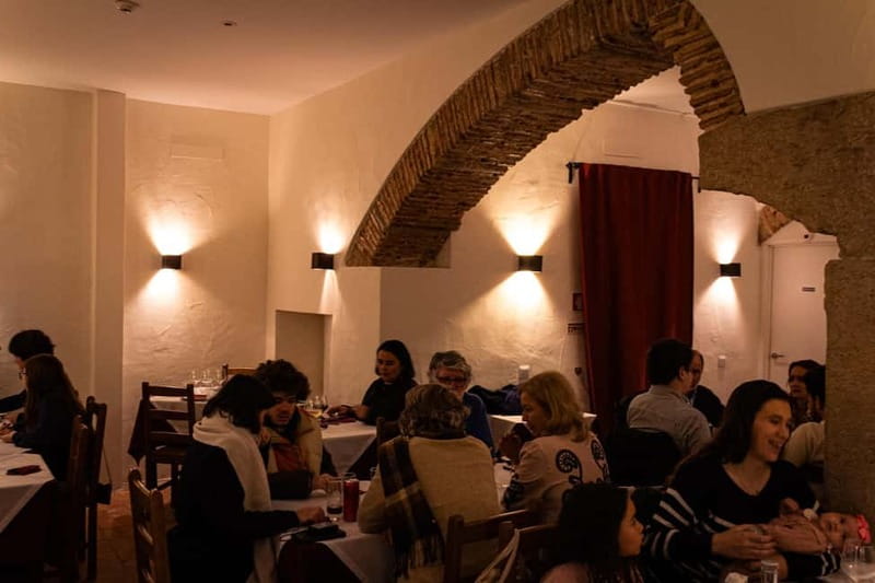 Lisbon: Dinner with Fado Show with the Rising Stars of Fado - Key Things I’d Plan Around at Canto do Poeta