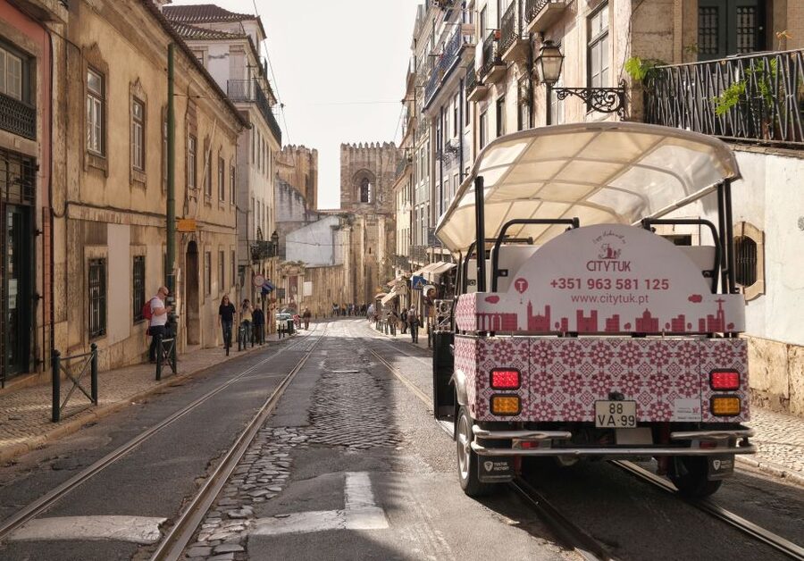 Lisbon: Discovering Belém Tuk Tuk Tour - Who this Belém tuk tuk tour suits best