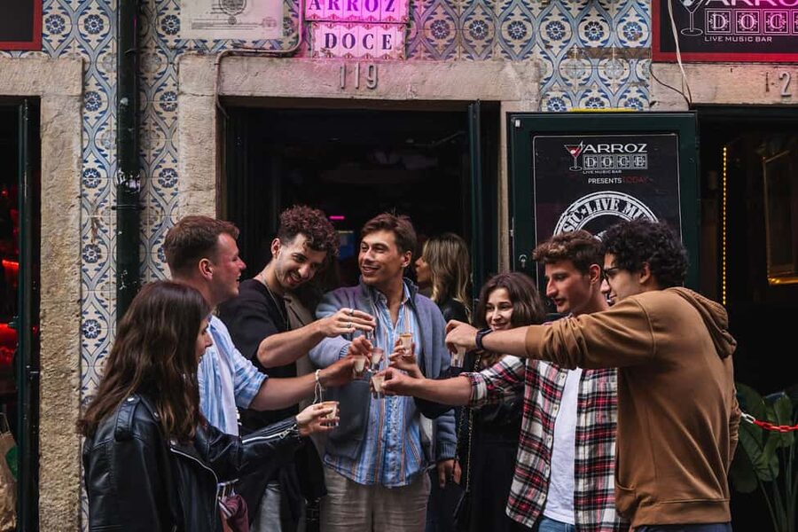 Lisbon: Drunken History Walking Tour with Included Drinks - Bar stops and the Bairro Alto nightlife route
