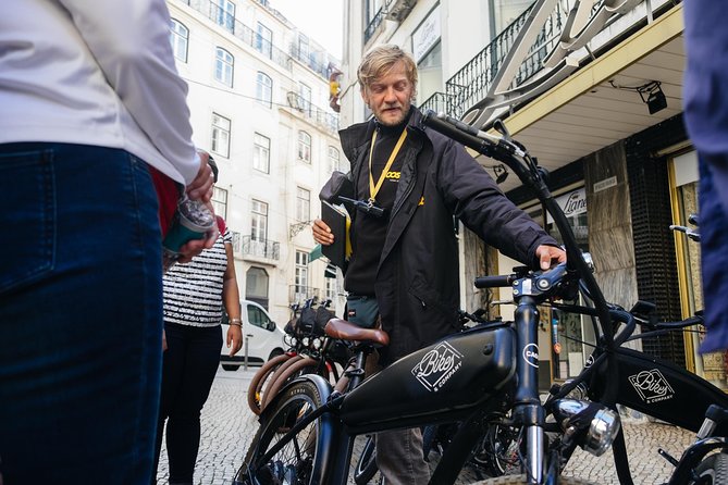 Lisbon E-Bike Tour Commerce Square, Mouraria and Alfama - From Commerce Square to Alfama: why this route works so well