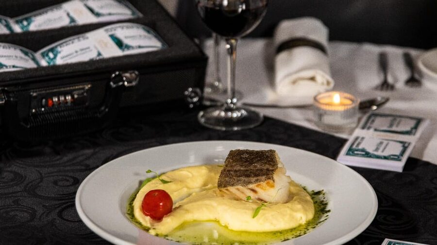 Lisbon: Erotic Cabaret Show and Dinner - Should you book the Lisbon erotic cabaret show and dinner?