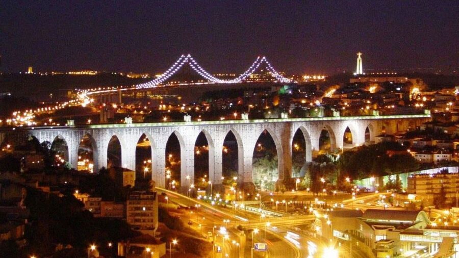 Lisbon: Evening City Tour with Dinner and Live Fado Show - UNESCO by Night: Jerónimos Monastery and Belém Tower