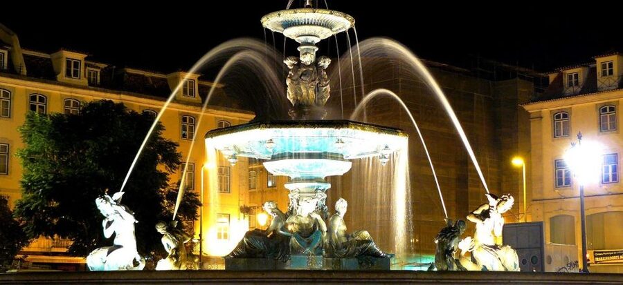 Lisbon: Evening City Tour with Dinner and Live Fado Show - Panoramic Viewpoints: Getting Lisbon’s Angles Fast