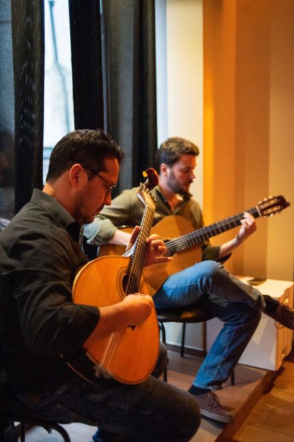 Lisbon: Fado & Food Tour with Live Show & Traditional Dinner - O Segredo D’Alfama and the Homemade Ginjinha Moment