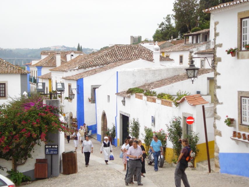 Lisbon: Fátima, Nazaré, Óbidos & São Martinho do Porto Tour - The real star: the driver-guide (and why it changes your day)