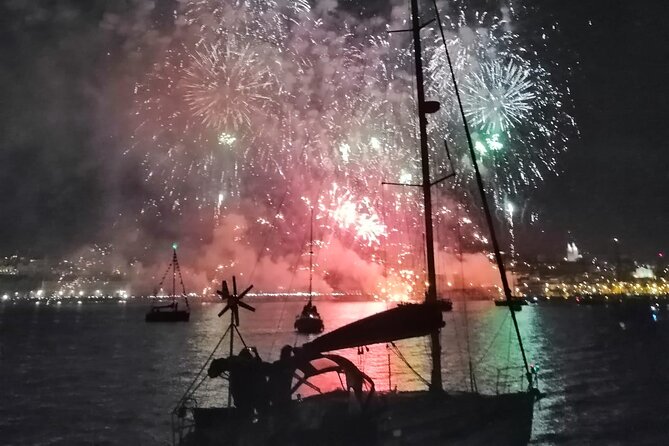 Lisbon: Fireworks, Music and Open Bar in New Year's Eve Cruise - What to Wear and Bring for a Cold Deck and a Short Window at Midnight