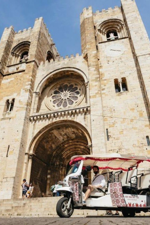 Lisbon: Food and Wine Tasting 4-Hours Tuk Tuk Tour - Estrela Basilica and São Pedro de Alcântara: the baroque-and-view finish