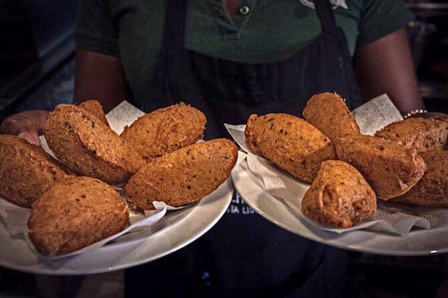 Lisbon Food and Wine Walking Tour - The 3-Hour Format: Pacing, Stops, and How Full You’ll Be