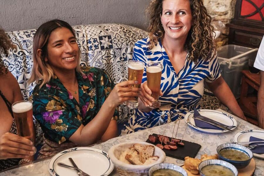 Lisbon: Food Crawl Walking Tour with Local Tastings - Finding your group fast: Praça da Figueira to Rua Augusta