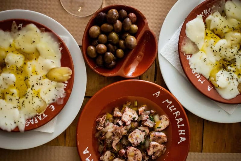 Lisbon: Food Tasting Tour by Tuk Tuk with 2 Stops - Start points, pickup, and how the route flows