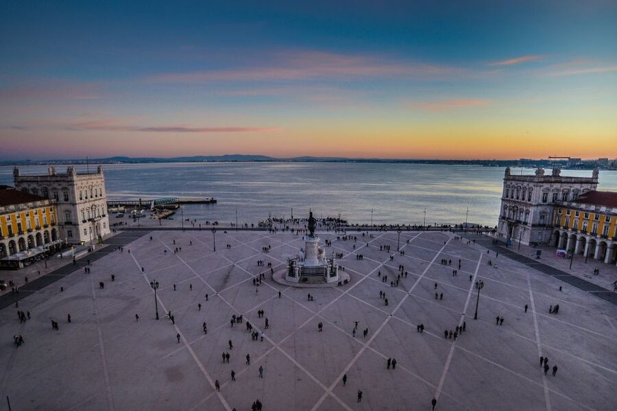 Lisbon: Full-Day City Tour with Cable Car Ride - Sé de Lisboa and Lisbon’s older core