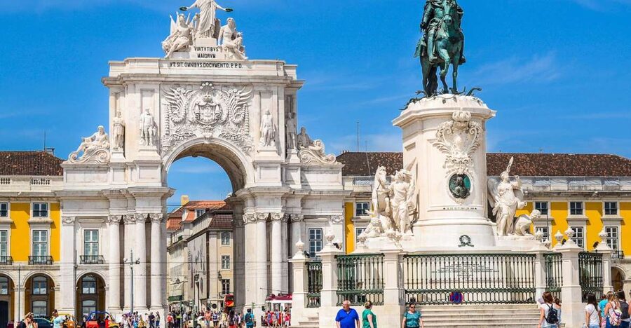 Lisbon: Full-Day Private Sightseeing Tour - Guide Quality Is the Real Differentiator Here