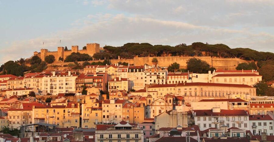 Lisbon: Full-Day Private Walking Sightseeing Tour - Portuguese Pastries: Your Break, Your Context