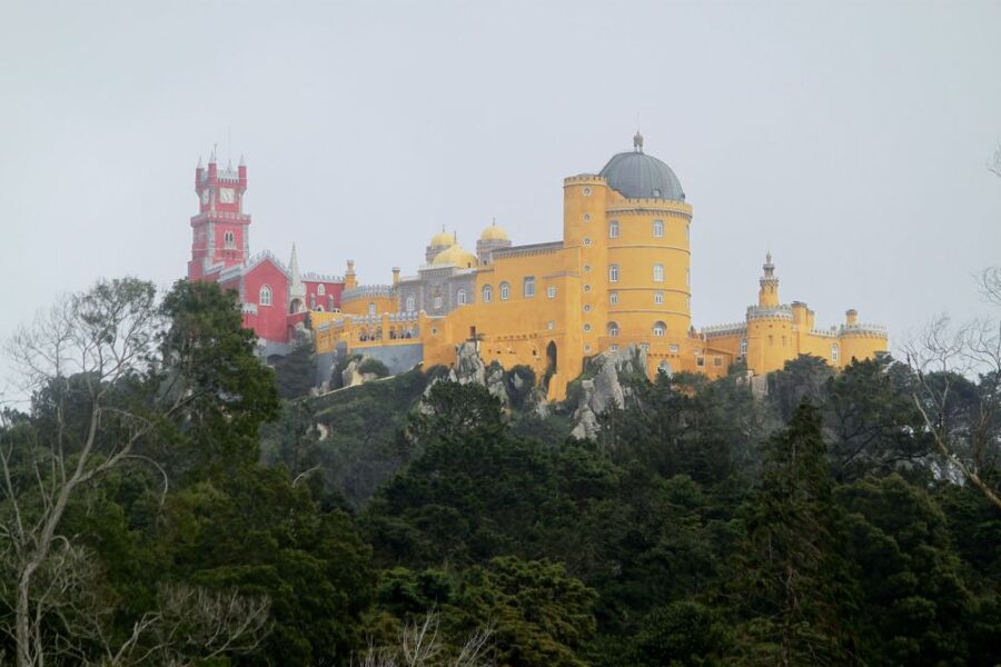 Lisbon: Full-Day Sintra and Cascais Tour - Why this van day works for first-time Lisbon visitors