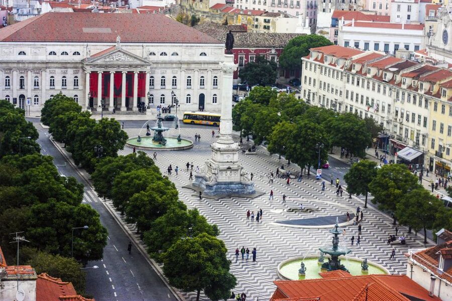 Lisbon: Full-Day Small-Group City Tour with Hotel Pickup - Pasteis de Belem finish, and how to handle the pastry payoff