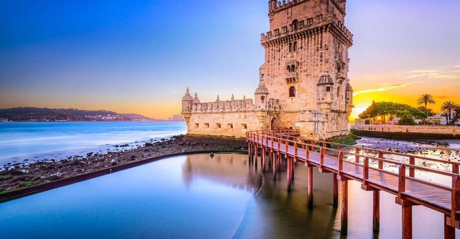 Lisbon: Full-Day Small-Group City Tour with Hotel Pickup - Meeting points and hotel pickup, so the day starts calmly