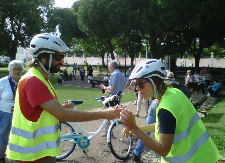 Lisbon: Go Taste Electric Bike Tour - Getting started near Santa Apolonia and the Fado Museum area