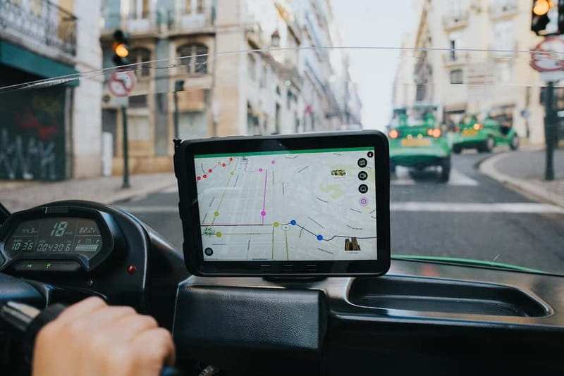 Lisbon: GPS-Guided Spinach Tour by Electric Car - Comfort, safety, and the parts nobody thinks about