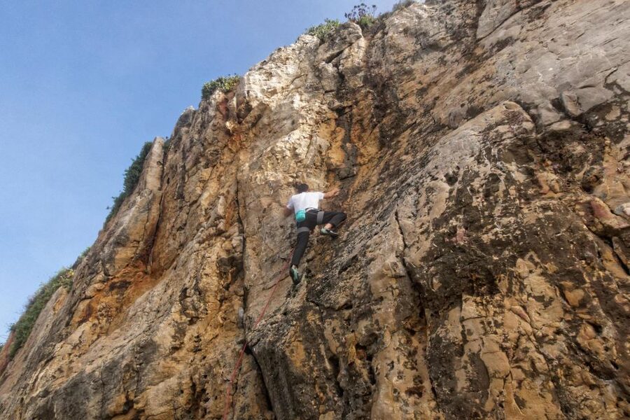 Lisbon: Guided Rock Climbing Trip - Your Day at the Crag: From Easy Single Pitch to Multi-Pitch Challenges