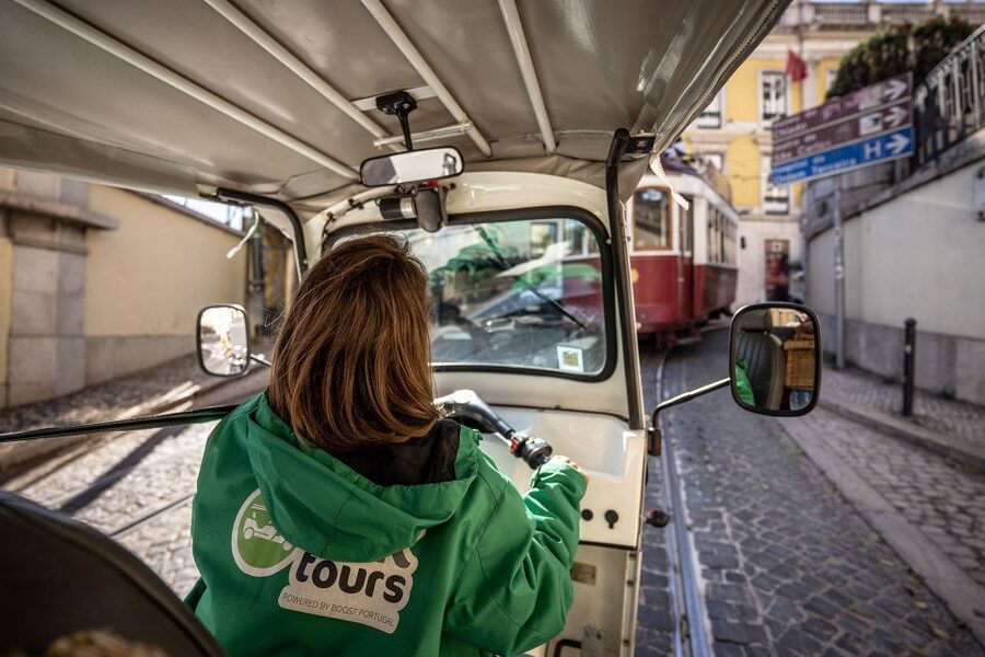 Lisbon: Guided Tuk-Tuk Tour Along the Historic Tram Line 28 - Price and value: what you get for $147 per person