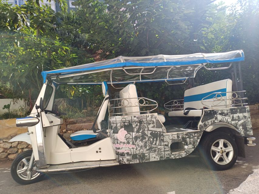 Lisbon: half day guided sightseeing tour by tuk tuk - Pickup, Timing, and How the Tuk Tuk Experience Feels