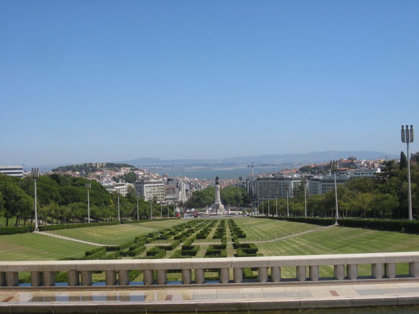 Lisbon Half-Day or Full-Day Small-Group Guided Tour - Price and value: what your $103 actually buys
