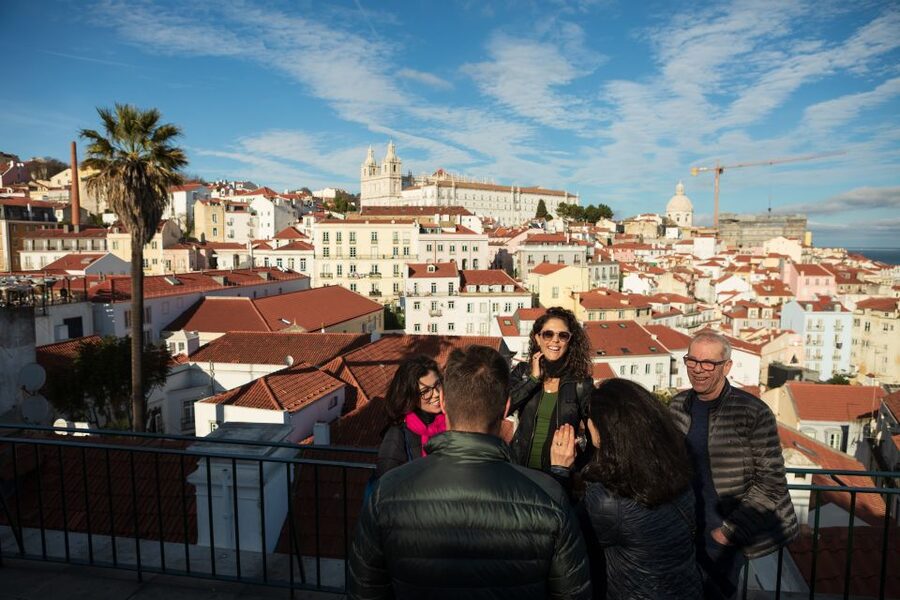 Lisbon: Half-Day Private Guided Tuk-Tuk Tour - 25 de Abril Bridge and the run toward Belém: the city wide-angle