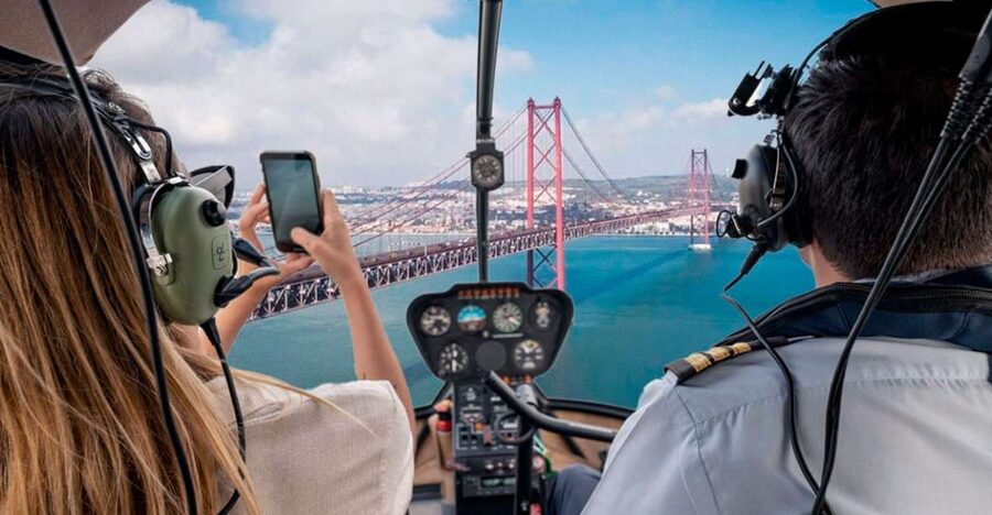 Lisbon: Helicopter Ride, Boat Trip, & Old Town Walking Tour - Downtown Lisbon on foot: Praça do Comércio, St. Roque, and the earthquake reminders