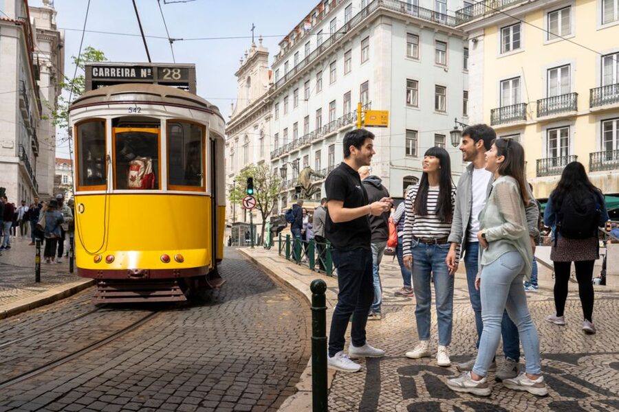 Lisbon: Helicopter Ride, Boat Trip, & Old Town Walking Tour - The Tagus River cruise to Belém: the slow part that feels like a reset