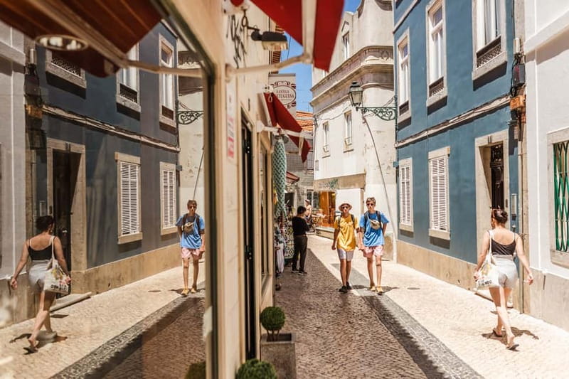 Lisbon: Highlights and Hidden Gems Private Tour with a Local - Key points worth your attention