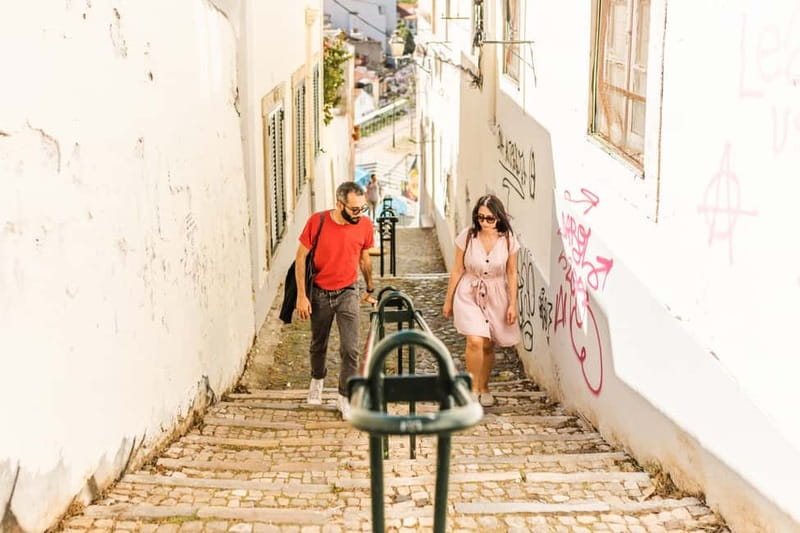 Lisbon: Highlights and Hidden Gems Private Tour with a Local - A private Lisbon meet-up that starts with your interests