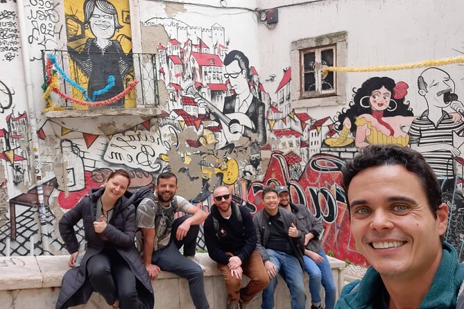Lisbon Highlights Guided Walking Tour - Municipal Square and the end of Portugal’s monarchy